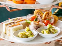 【平日】茶香アフタヌーンティー＋限定カクテル1杯付き