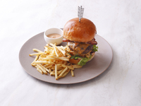 【表参道ランチ】選べるご褒美ランチ2品＋TWGカフェフリー（土日祝）