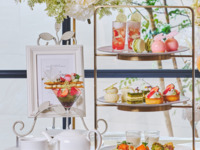 ＜土日祝＞『スペシャルデザート付き 新緑の抹茶＆ストロベリーアフタヌーンティー』 スイーツでお花見気分！～桜といちごが奏でる心ときめくひとときを～　マリアージュフレール1杯＋その他ドリンクお替り自由