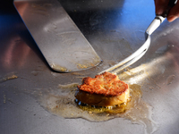 【ランチC】北海道産牛と極上フォアグラ、蝦夷鮑＋ワンドリンク付き　