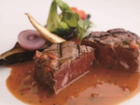 ミスジ肉の溶岩石グリル[250g]+サイドビュッフェ