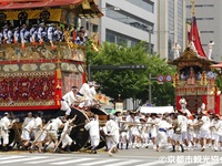 【祇園祭 山鉾巡行・7/17 前祭】一般非公開の「辻廻し席」チケット＆川床ランチ