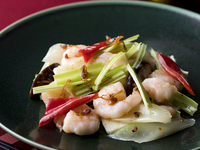 海老と季節野菜のXO醤炒め