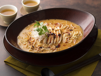 よだれ鶏の担々麺