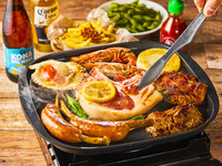 【開放的な屋上で楽しむ贅沢ビアガーデン】　プレミアムBBQプラン(厳選肉＆海鮮含む全12品)＋120分飲み放題付き