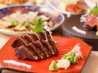 歓送迎会プラン【土佐の地酒飲み放題】名物かつをの藁焼き塩たたきともも肉の藁焼き全13品【鳴子コース】