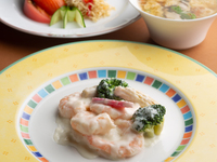 Daffodils June to August (Hall seating)