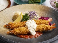 ジャンボ有頭エビフライ(2本)～トマトソース＆タルタル～セット 