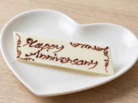 【平日】「メッセージプレート＆1ドリンク付き大人のご褒美パフェ～旬のいちごと春薫るさくらの宴～」