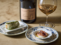 Weekend lunch course with alcohol pairing 