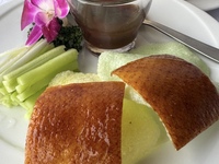 6-8月【夏宴会】北京ダック・牛カルビ・豚の角煮入りコース／飲み放題付 7,000円