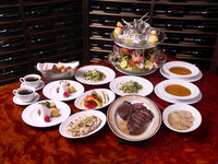 Signature Room Course AKAUSHI  ￥49,500 per person