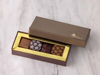 ＜ショコラトリータカス＞ ボンボンショコラ4個