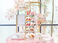 4月限定‼桜色のストロベリーアフタヌーンティ―（平日）桜色のスパークリングワイン付き！