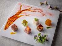 The ultimate five-sensory lunch course