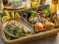 Beer Terrace(LUNCH)/4 dishes+14 kind of beverage