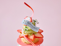 メッセージプレート付き【土日祝】「1ドリンク付き大人のご褒美パフェ～春を感じる贅沢コラボ！季節限定いちご＆抹茶パフェ～」