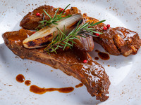 事前決済 [The Steakhouse] テイクアウト ポークリブ バーベキューソース 3,000円