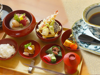 Pranzo: Fresh Green Winds, menù fisso con porzione abbondante