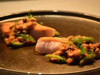 Lunch buffet with a choice of main course [April and May weekdays]