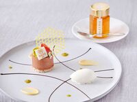 🍯【シートマスク付】旬の食材を使った前菜や肉料理＆魚料理など Wメインディナー全6品～CHEF'S SELECTION～