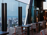 Weekday Lunch Veuve Clicquot Picnic Package