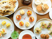 【CAFE｜土日祝】メロンと柑橘のアフタヌーンティー（5/13〜）