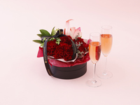 【母の日プレミアム】感謝の豪華花と乾杯シャンパン×選べるパスタ&メインコース×アフタヌーンティー