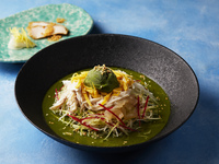 [通常料金] 国産鶏と夏野菜の冷やしそば 特製ごま抹茶ソース 3,700円