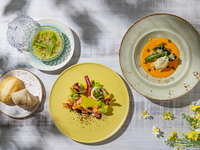 【官网独家优惠】山茶花+甜点自助餐：6,600日元（6月1日至8月31日）