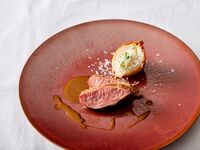 旬の食材を使った前菜や肉料理＆魚料理など Wメインのお得なディナー　CHEF'S SELECTION～