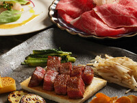 From May 1st: Celebration Course [C] - Perfect for birthdays and anniversaries - ¥130,000 (tax included) for 4 people.