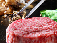 From May 1st: Celebration Course [D] - Perfect for birthdays and anniversaries - ¥140,000 (tax included) for 4 people.