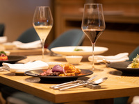 【ディナー】～LUXURY PARTY PLAN～《飲み放題付き》（7品×滞在150分!!）