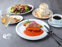 [Weekend-only lunch course, 2-hour seating] ~ Toast drink + salad + main dish + dessert + CAFE
