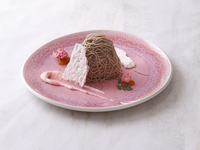 【表参道×母の日】感謝のメッセージ付きデザートで彩るご褒美厳選コース