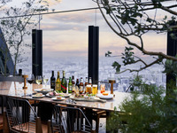 Free-flow & Champagne