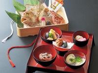 お食い初め膳　（女の子）　￥6,710