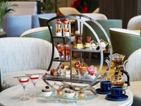 【*1週間前までのWeb予約限定*20%OFF】ストロベリーアフタヌーンティーセット(スパークリングワイン含む120分飲み放題付き) ※要予約