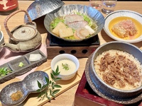 Weekdays only! [Wagyu Hitsumabushi Lunch] "Kuroge Wagyu Beef Kamameshi (rice cooked in a pot) Hitsumabushi Style" & "Seasonal Fish in Golden Broth Small Pot and Our Specialty! Deep-fried Radish" Special weekday price: 1990 yen