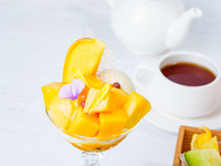 《4/29～5/6》【数量限定】宮崎マンゴーとアップルマンゴーのミニパフェ