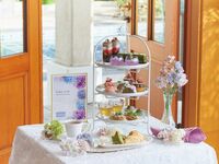 【土日祝・テラス席確約】ロゼスパークリング1ボトル◇マリアージュフレール社 紅茶1ポット付き◇ 🍓いちごも楽しむ🍓抹茶と紫陽花のアフタヌーンティ with 祇園辻利（2名専用）