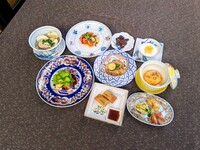 Early Bird Special! For reservations made between the 7th and 31st, a complimentary glass of champagne is available for up to 4 people! Popular monthly full course menu: [Imari Course - May]