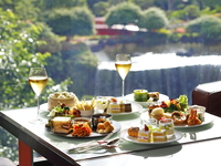 <Adult rate for Window-side Table Reservation WEEKENDS & HOLIDAYS> Sandwich & Dessert Buffet: Strawberry, Matcha & Mango