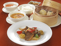 セレクトランチ 6月～　（ホール席）