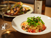 NEW! From 5/6 [DINNER] Free-flowing drinks included!