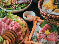 【大皿】夏野菜と牛肉の蒸し陶板焼きコース　5500円　2時間飲み放題つき