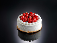 いちごと生クリームのデコレーションケーキ(6号サイズ／18cm)