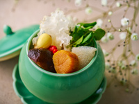 【10名様までワンドリンク付き！5/1～6/29】 季節で巡る中国料理の旅(上海料理）ディナーコース 翡翠￥17000