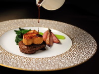 コース・セゾン - Course Saison - メインを「牛ヒレ肉とフォアグラ　ロッシーニ風」ランクアップ15000円 